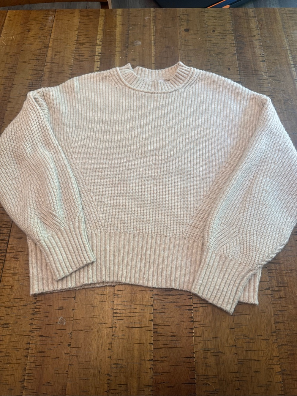 Time and Tru Large Cream Ribbed Crewneck Sweater